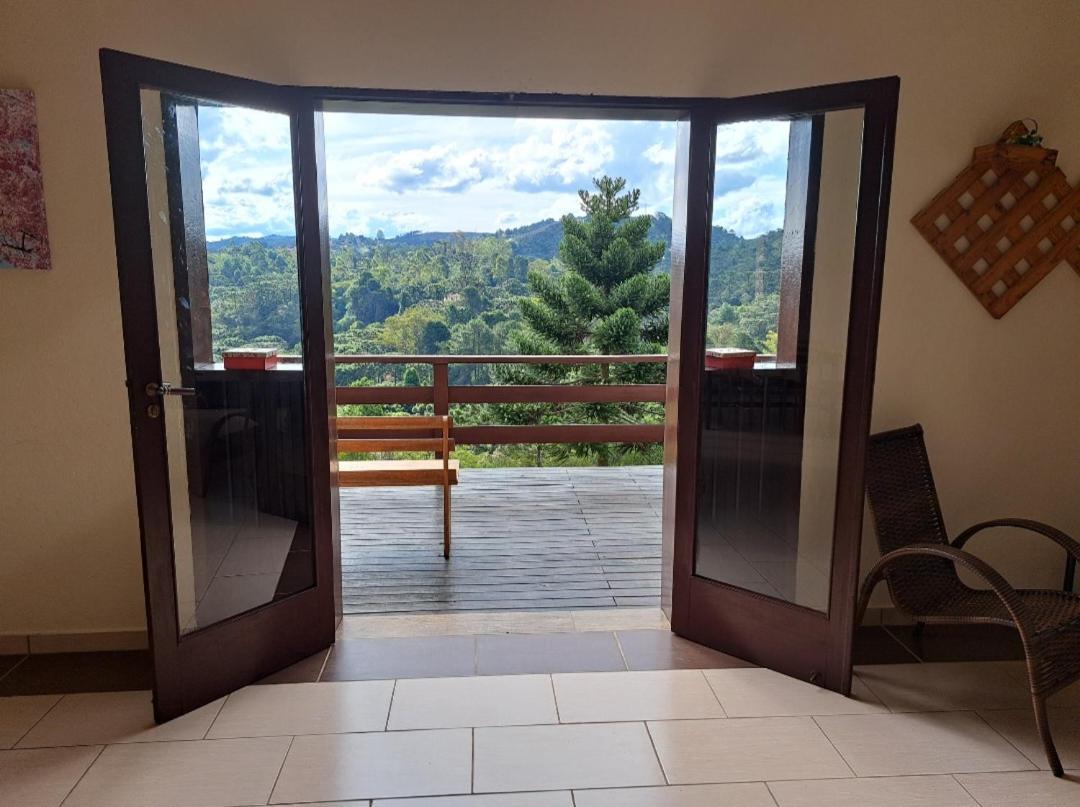 Casa Sossego Na Montanha Villa Campos do Jordao Exterior photo